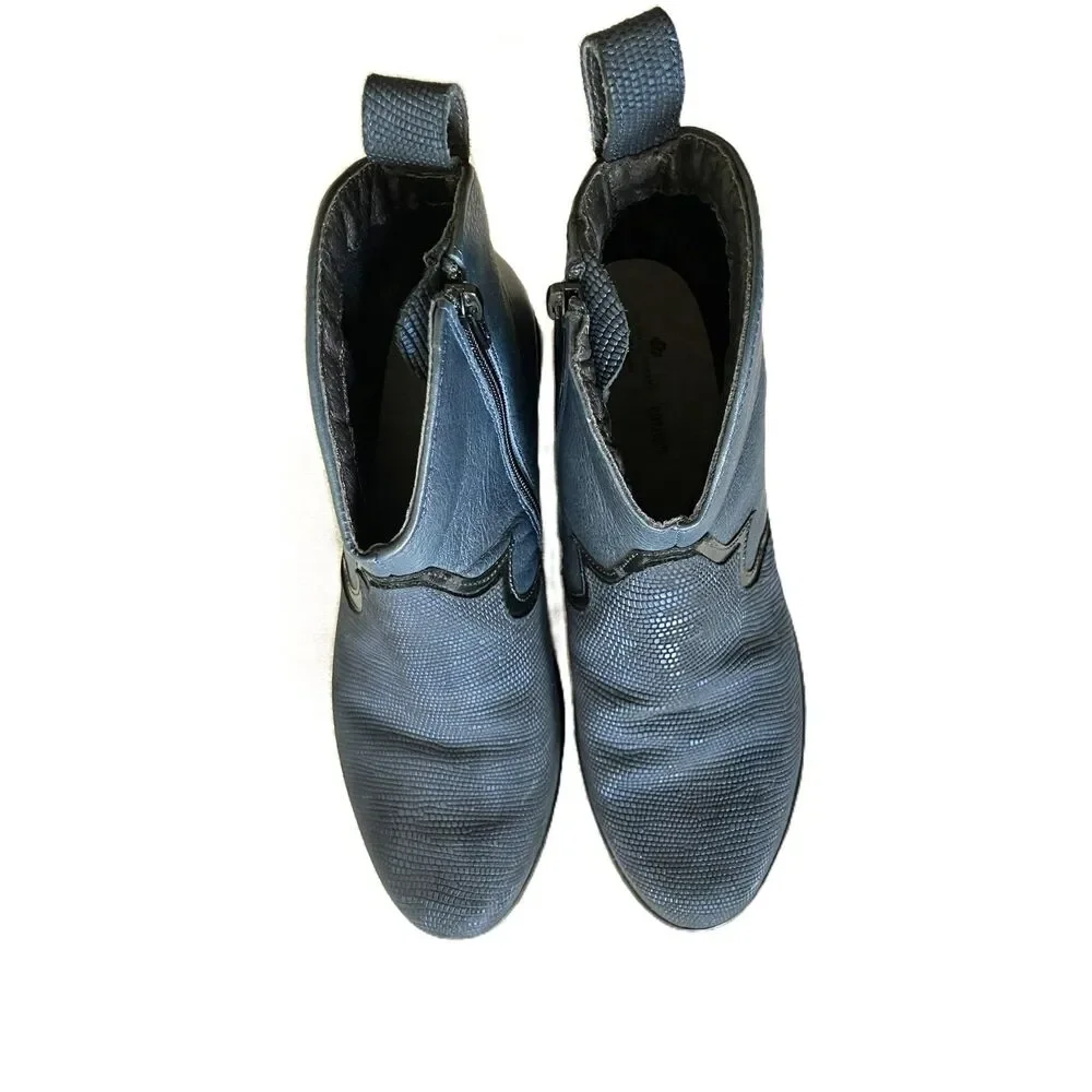 NAOT Leather Ankle Boots Women’s Size 40 Blue Black Western Textured Side Zip
